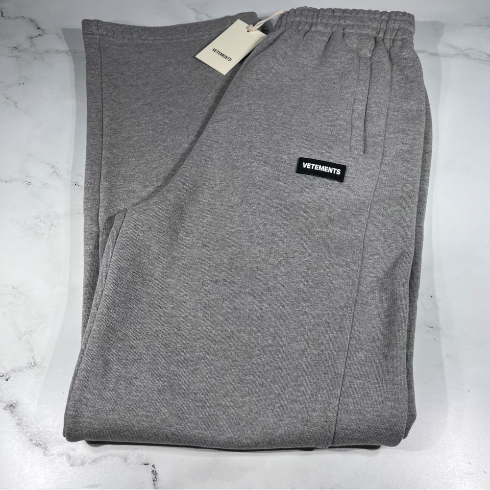 Vetements Logo Strait Leg Grey Sweatpants